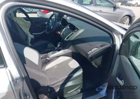 2012 Ford Focus Se из США, поврежденный, VIN 1FAHP3K29CL420721